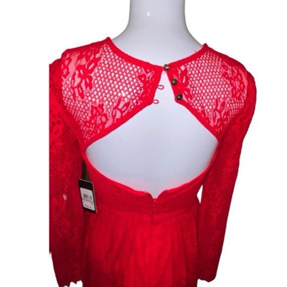 Bebe Size 0 Nightclub Lace Red Cocktail Dress on Queenly