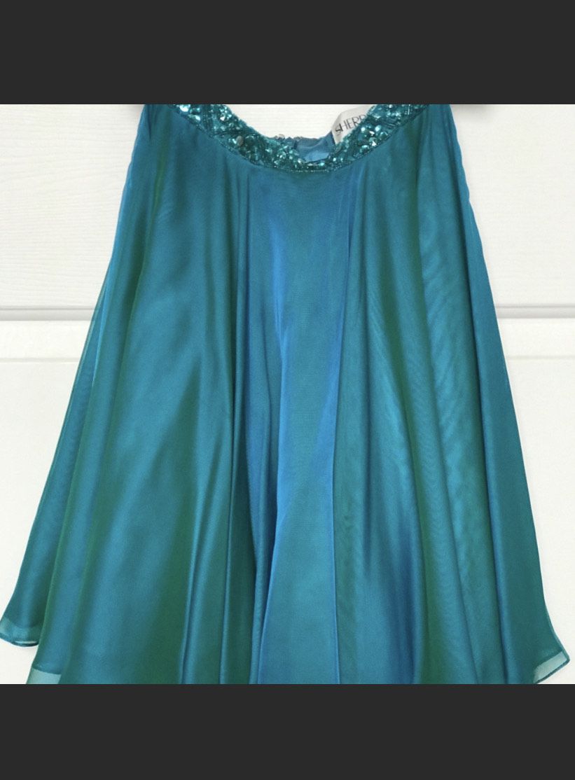 Sherri Hill Size 00 Prom High Neck Sequined Green Cocktail Dress on Queenly