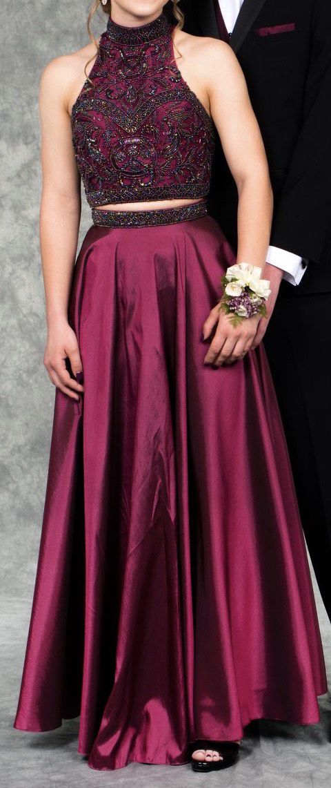 Sherri Hill Size 00 Prom High Neck Sequined Burgundy Red Floor Length Maxi on Queenly