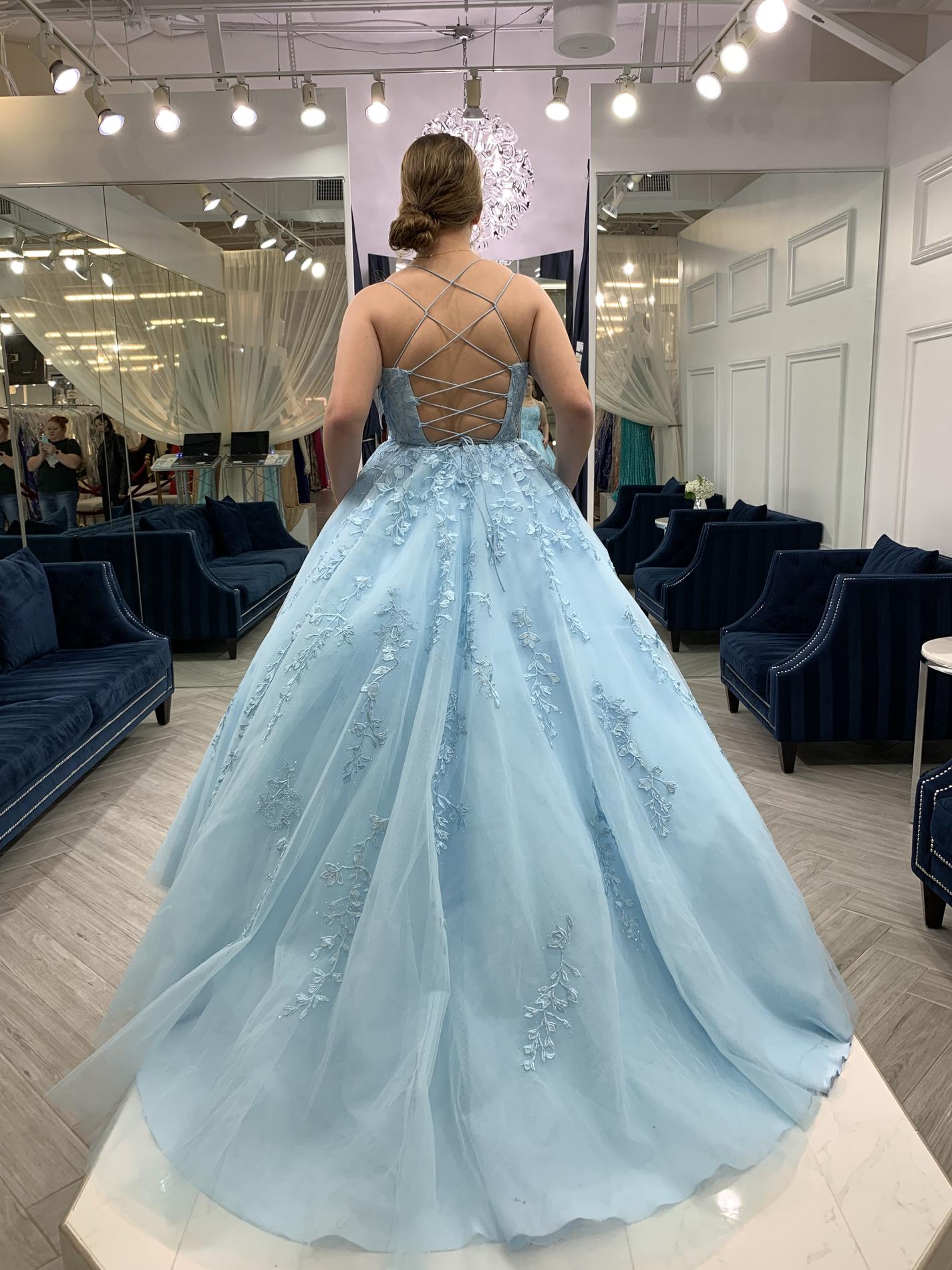 Sherri Hill Size 10 Prom Lace Light Blue Ball Gown on Queenly