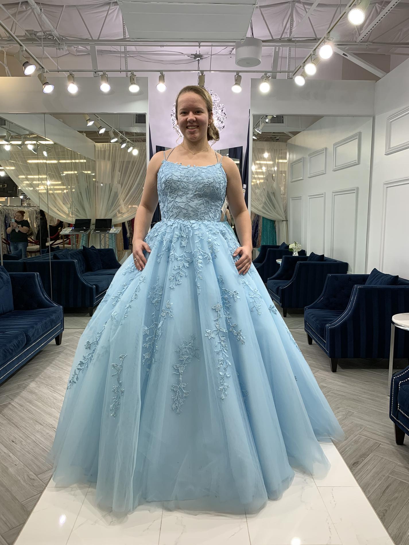Sherri Hill Size 10 Prom Lace Light Blue Ball Gown on Queenly
