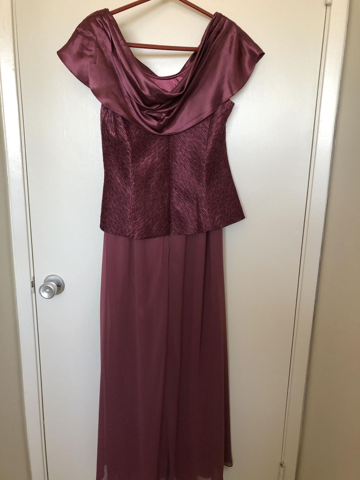 Size 10 Prom Off The Shoulder Satin Purple Ball Gown on Queenly