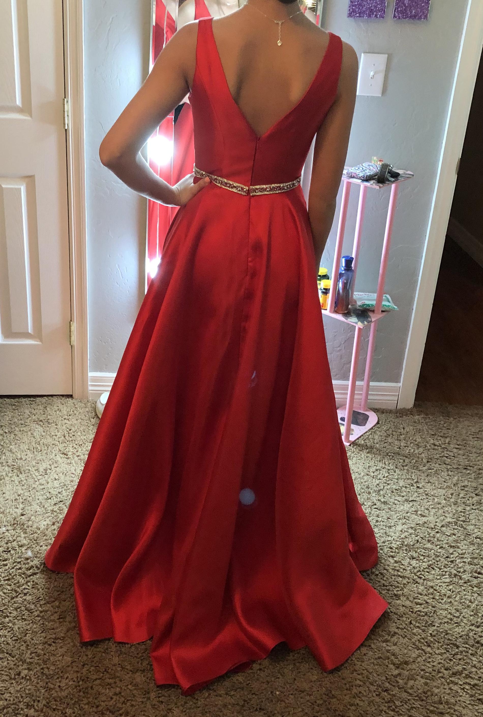 Size 0 Prom Plunge Satin Red Ball Gown on Queenly