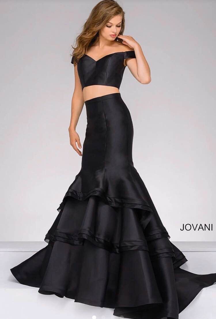 Jovani Size 4 Prom Off The Shoulder Black Mermaid Dress on Queenly