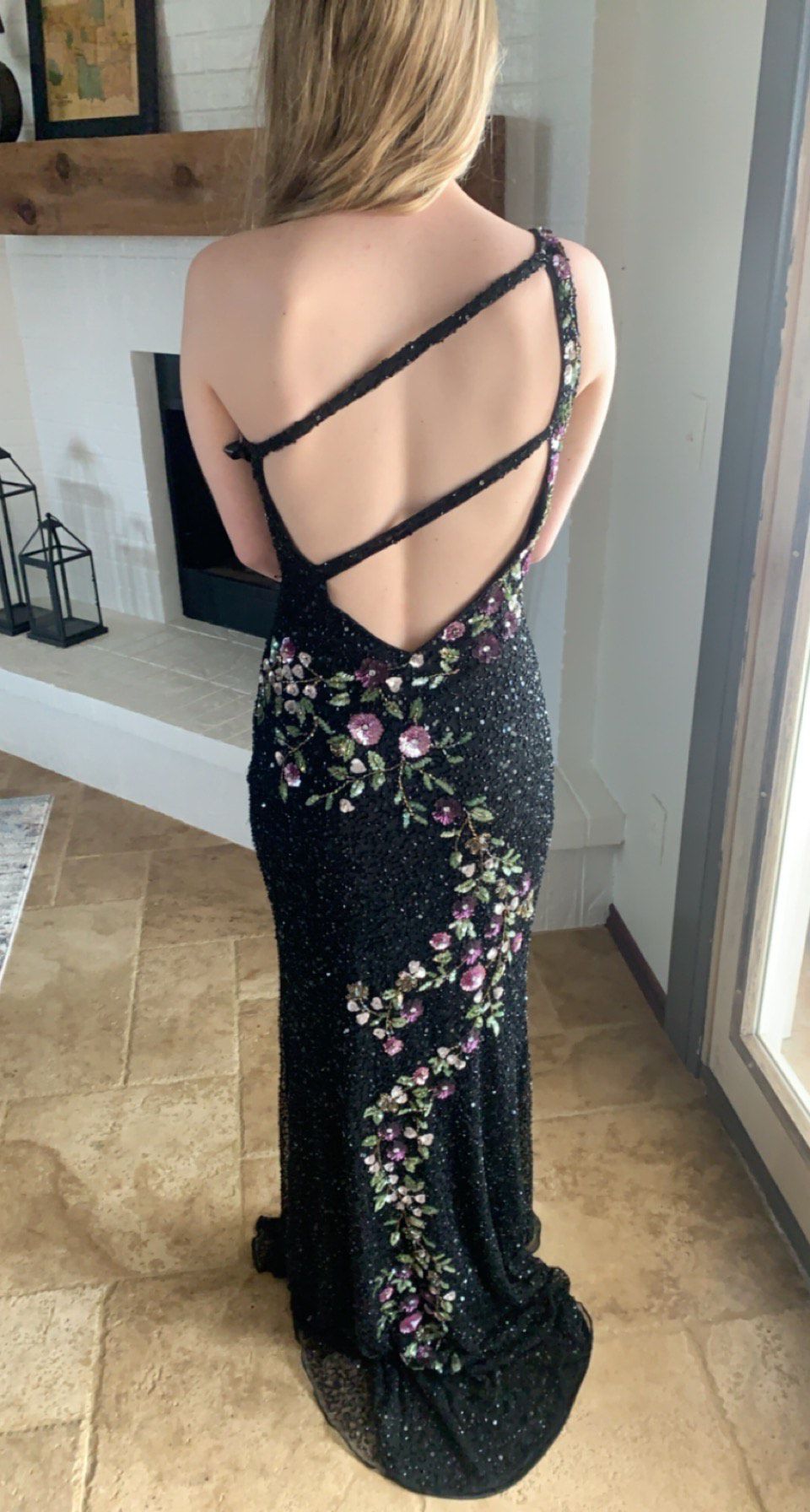 Size 0 Prom One Shoulder Sequined Black Side Slit Dress on Queenly