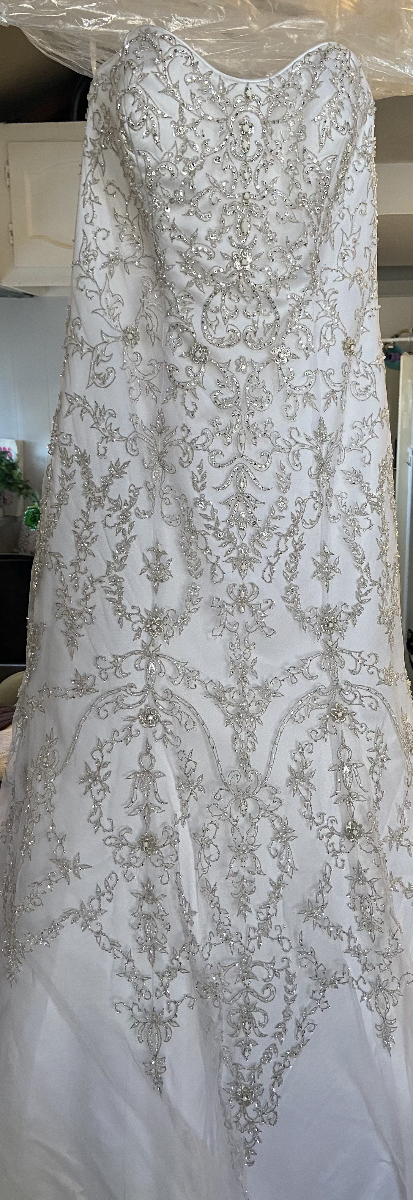Oleg Cassini Size 8 Wedding Strapless White Mermaid Dress on Queenly