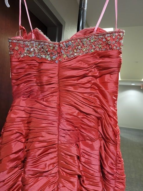 Style 4063 Wow Size 10 Prom Strapless Red Mermaid Dress on Queenly