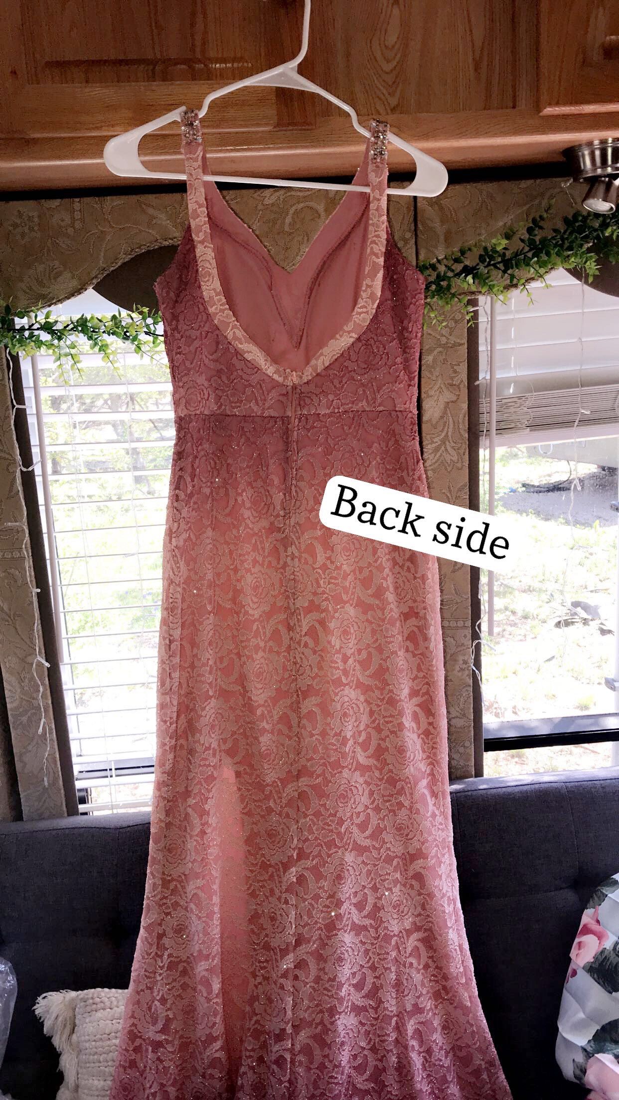 Size 10 Prom Plunge Lace Pink Side Slit Dress on Queenly