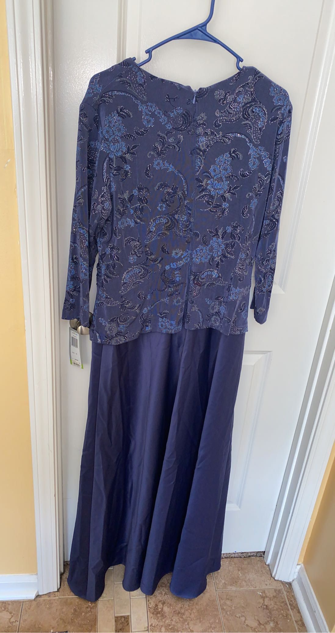 Size 14 Wedding Guest Purple A-line Dress on Queenly