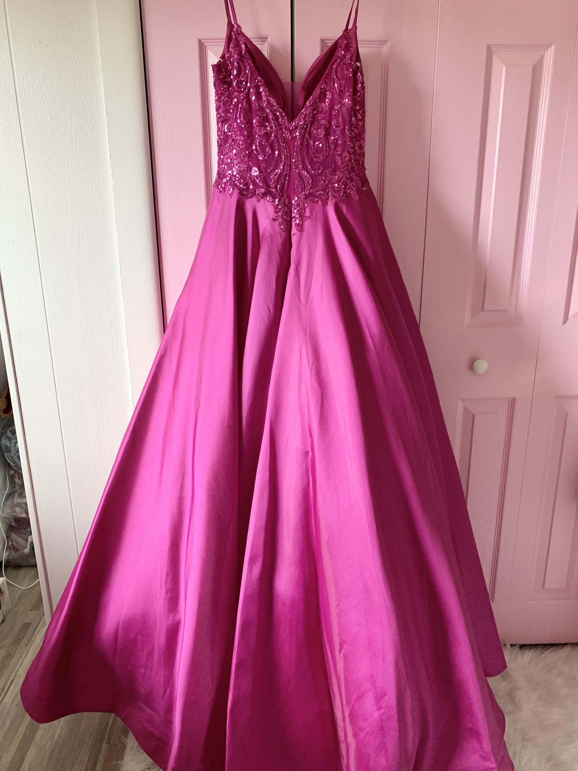 Size 4 Prom Plunge Hot Pink A-line Dress on Queenly