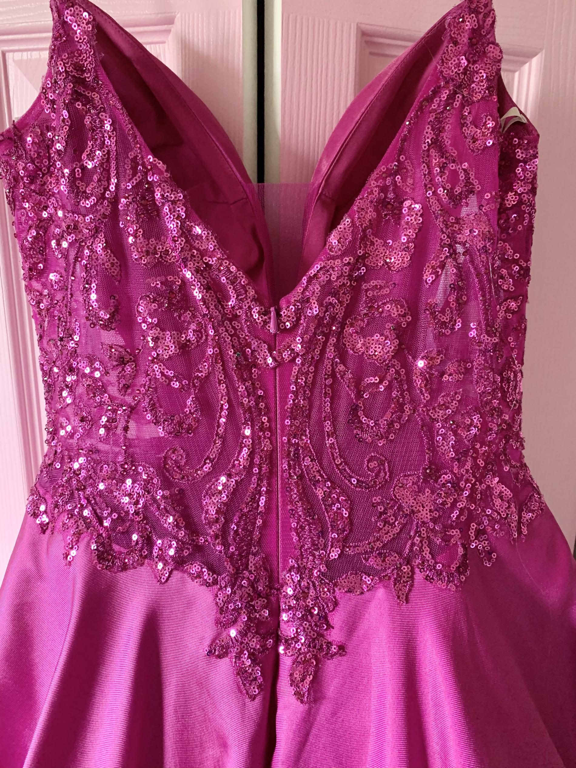 Size 4 Prom Plunge Hot Pink A-line Dress on Queenly