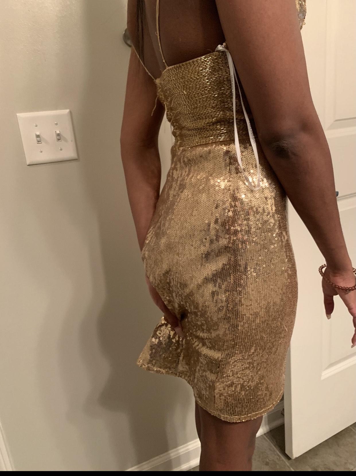 Size 0 Homecoming Gold A-line Dress on Queenly