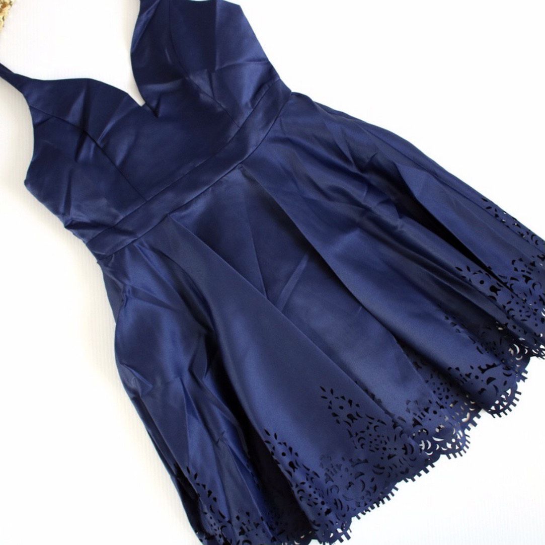 Size 6 Wedding Guest Navy Blue Cocktail Dress on Queenly