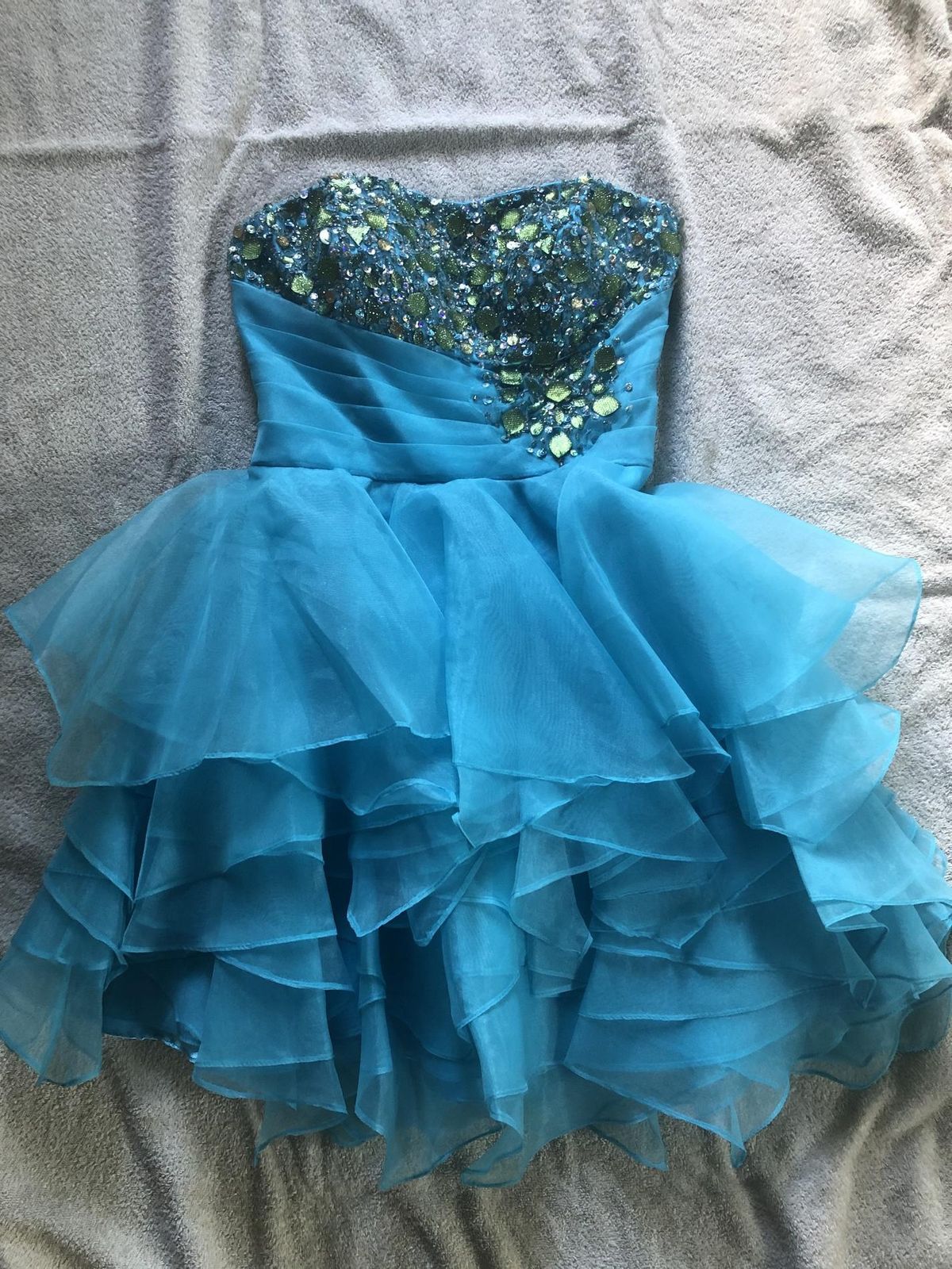 Size 2 Homecoming Strapless Sequined Blue Cocktail Dress on Queenly