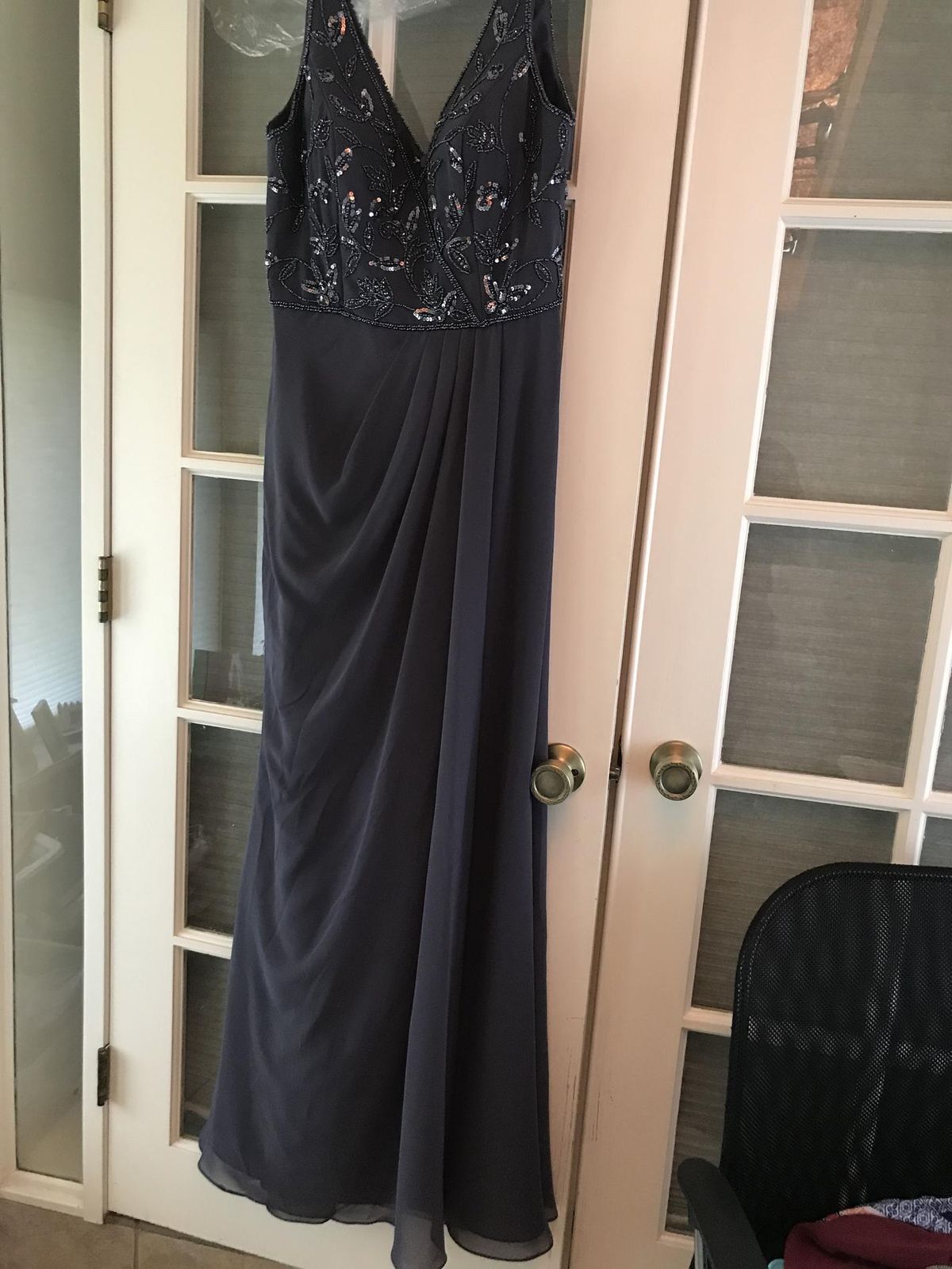 Adrianna papell Silver Size 12 Bridesmaid Prom Straight Dress on Queenly