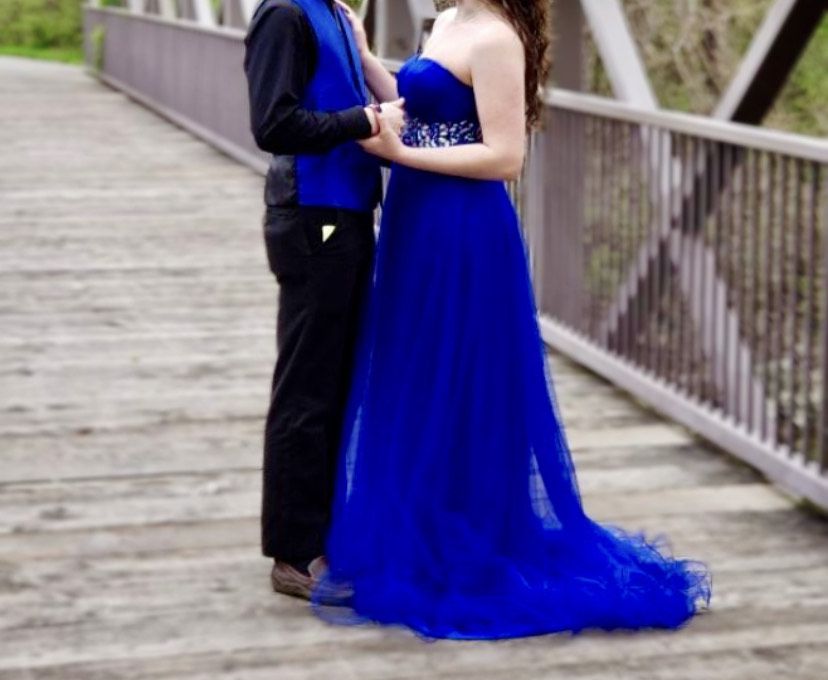 Size 10 Prom Strapless Royal Blue Floor Length Maxi on Queenly