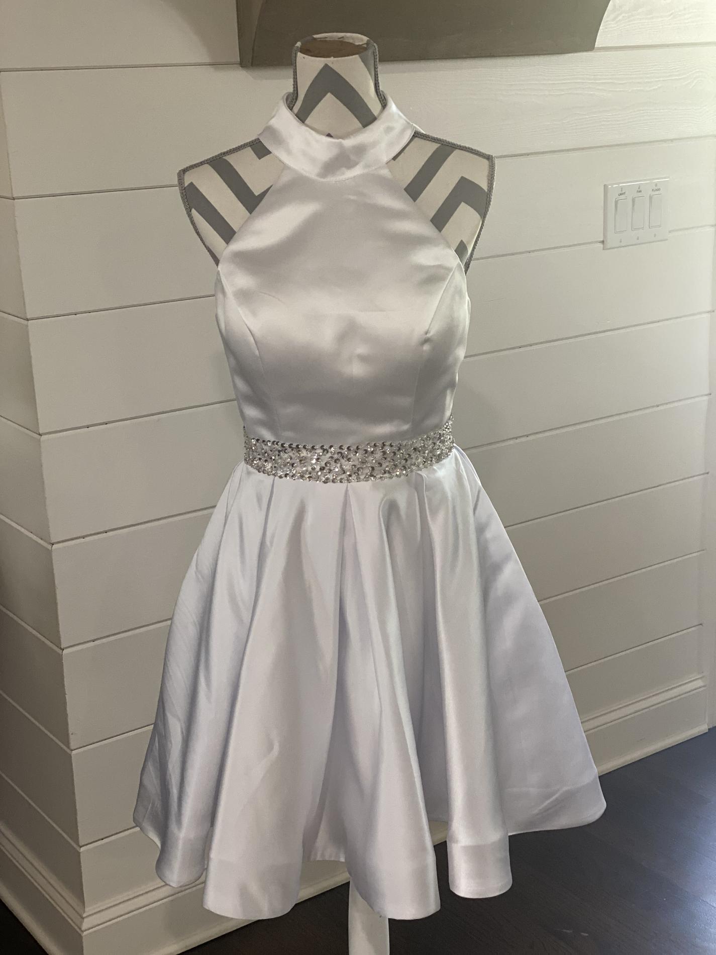 Size 6 Homecoming Halter Satin White Cocktail Dress on Queenly