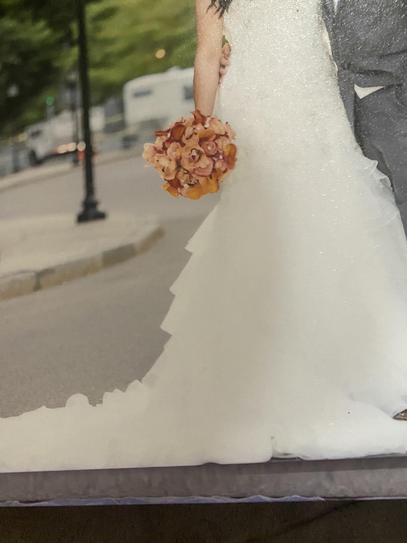 Maggie Sottero Size 12 Wedding Strapless White Mermaid Dress on Queenly
