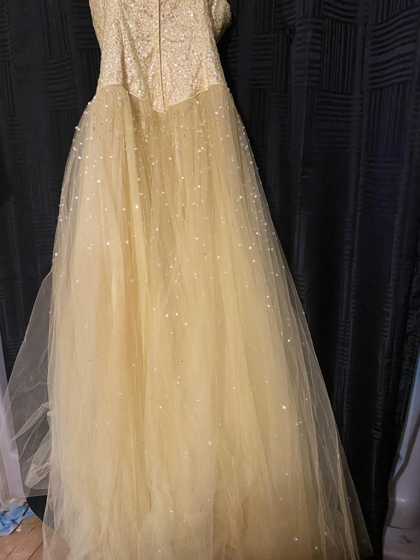 Size 6 Prom Strapless Yellow Ball Gown on Queenly