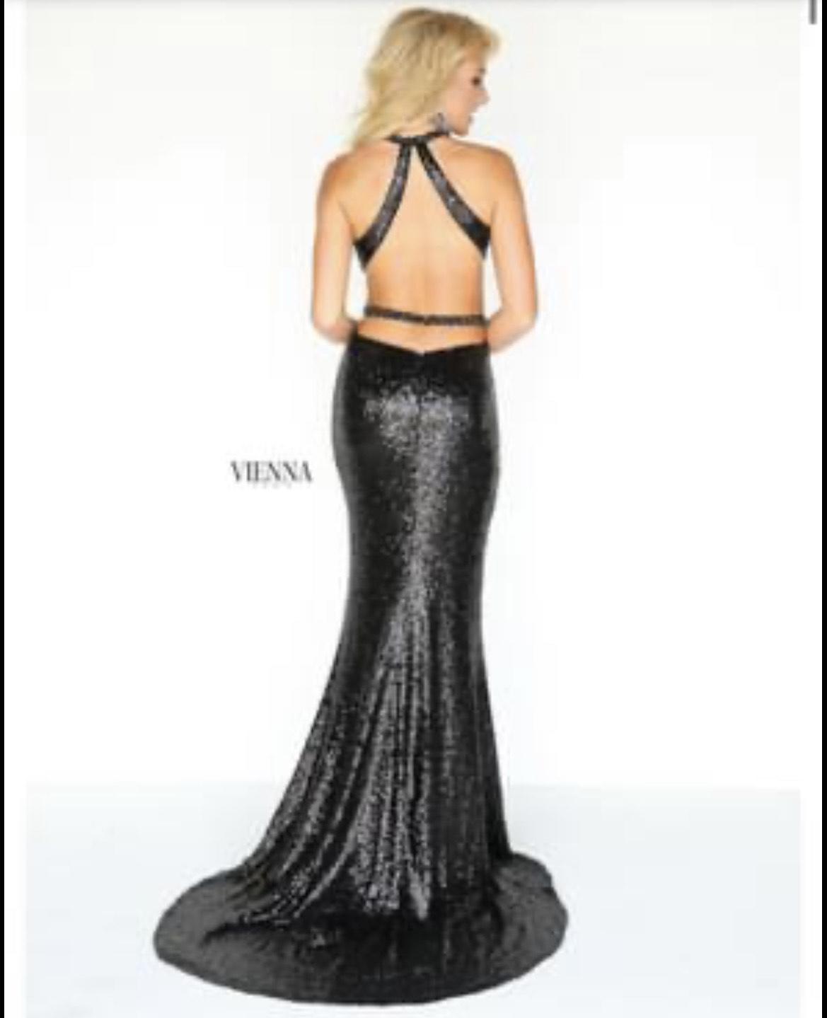 Size 10 Prom Halter Black Dress With Train on Queenly