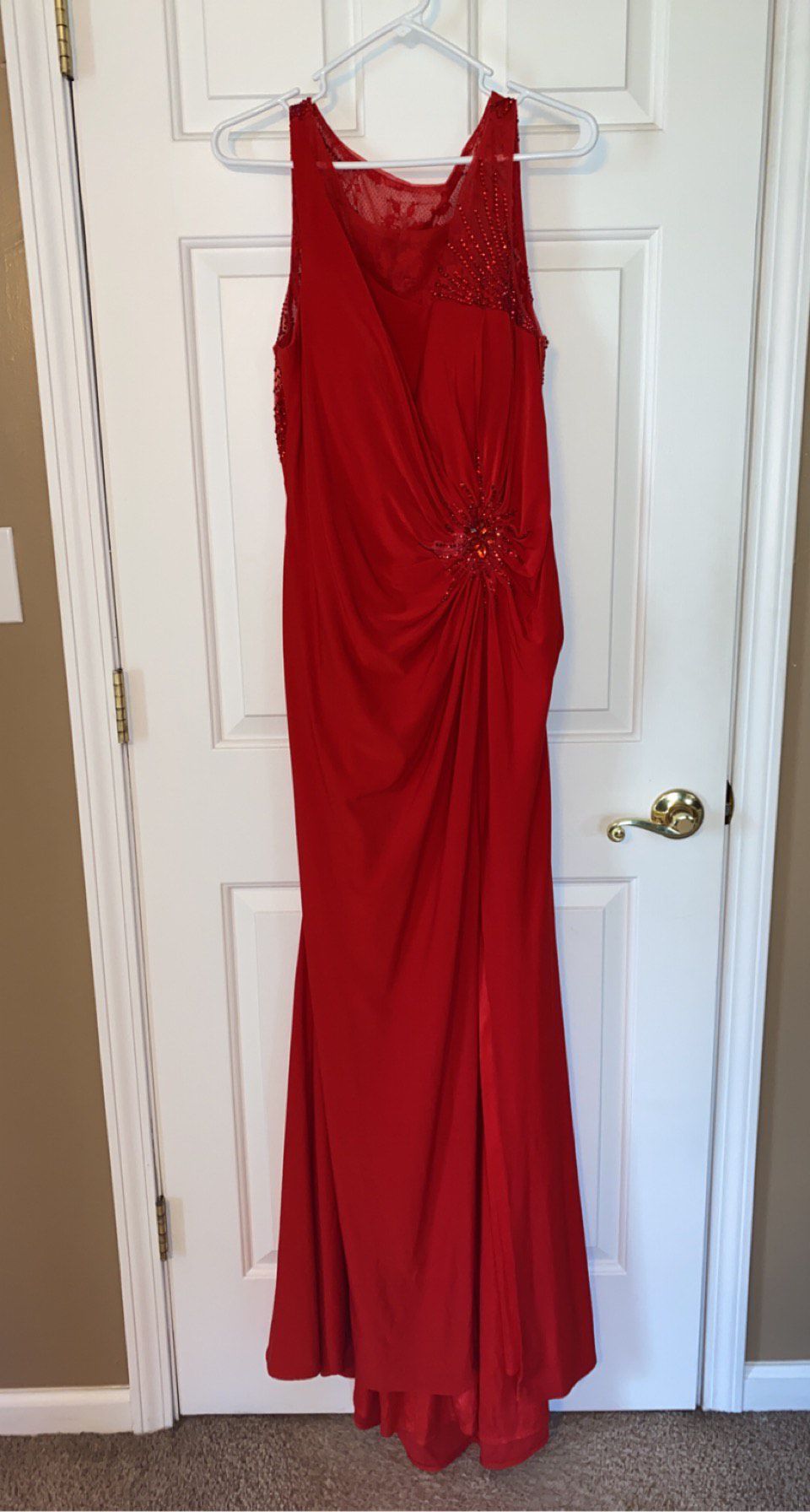 Plus Size 18 Red Floor Length Maxi on Queenly