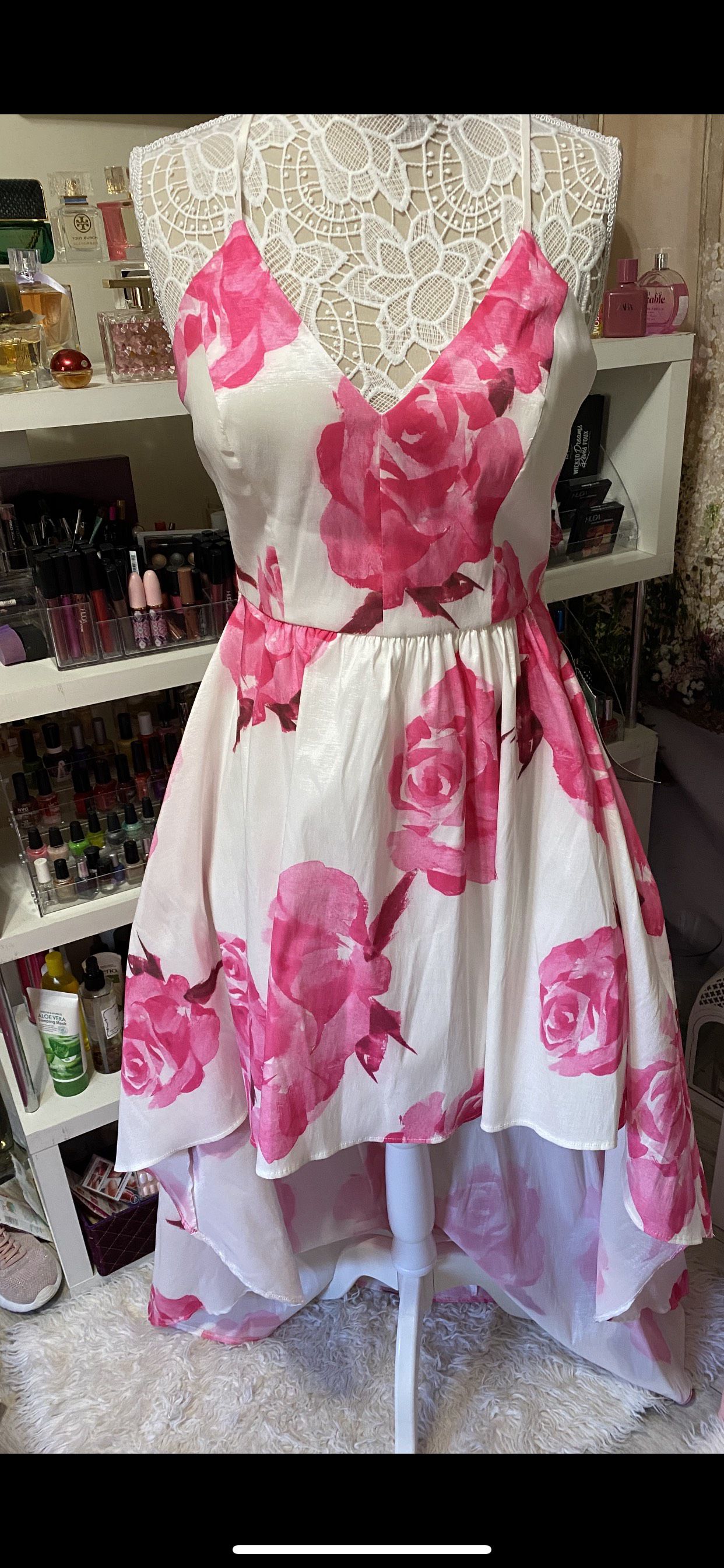 Size 14 Wedding Guest Floral Pink Side Slit Dress on Queenly
