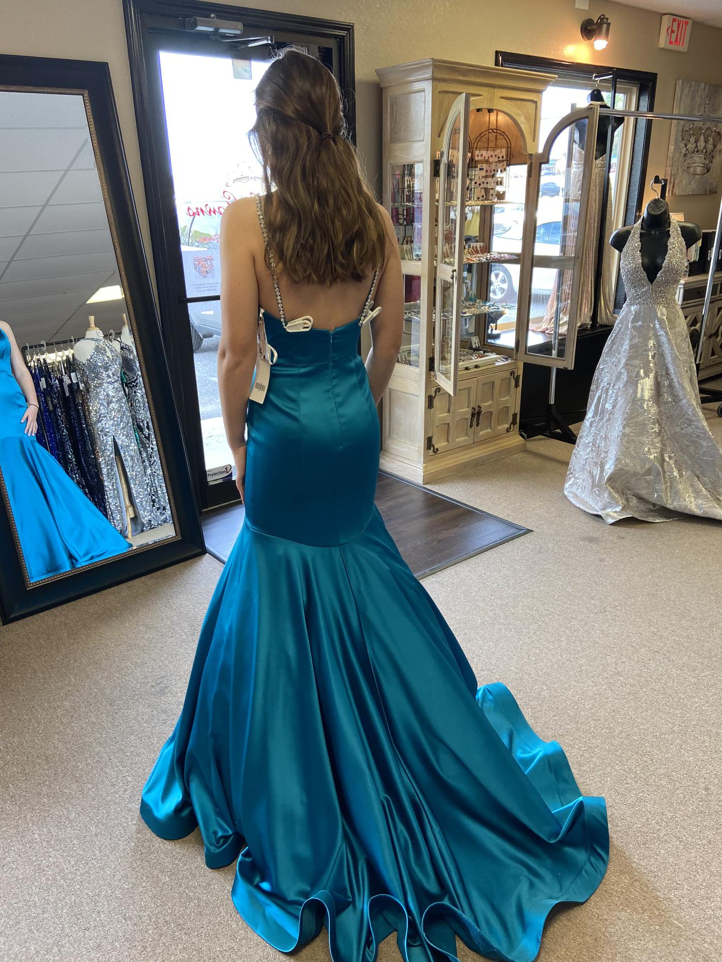 Size 0 Prom Plunge Satin Blue Mermaid Dress on Queenly