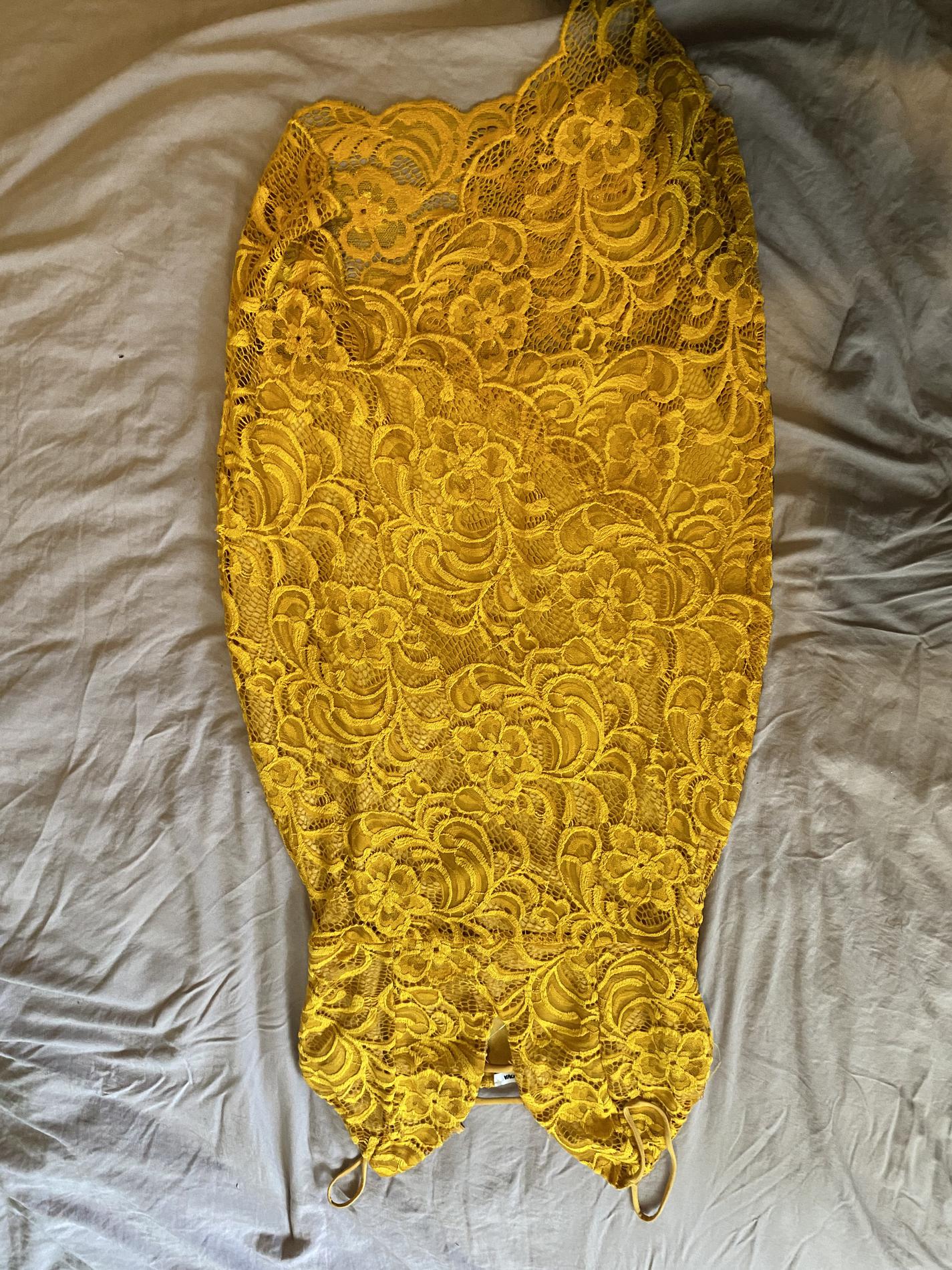 Yellow Size 12 Cocktail Dress on Queenly