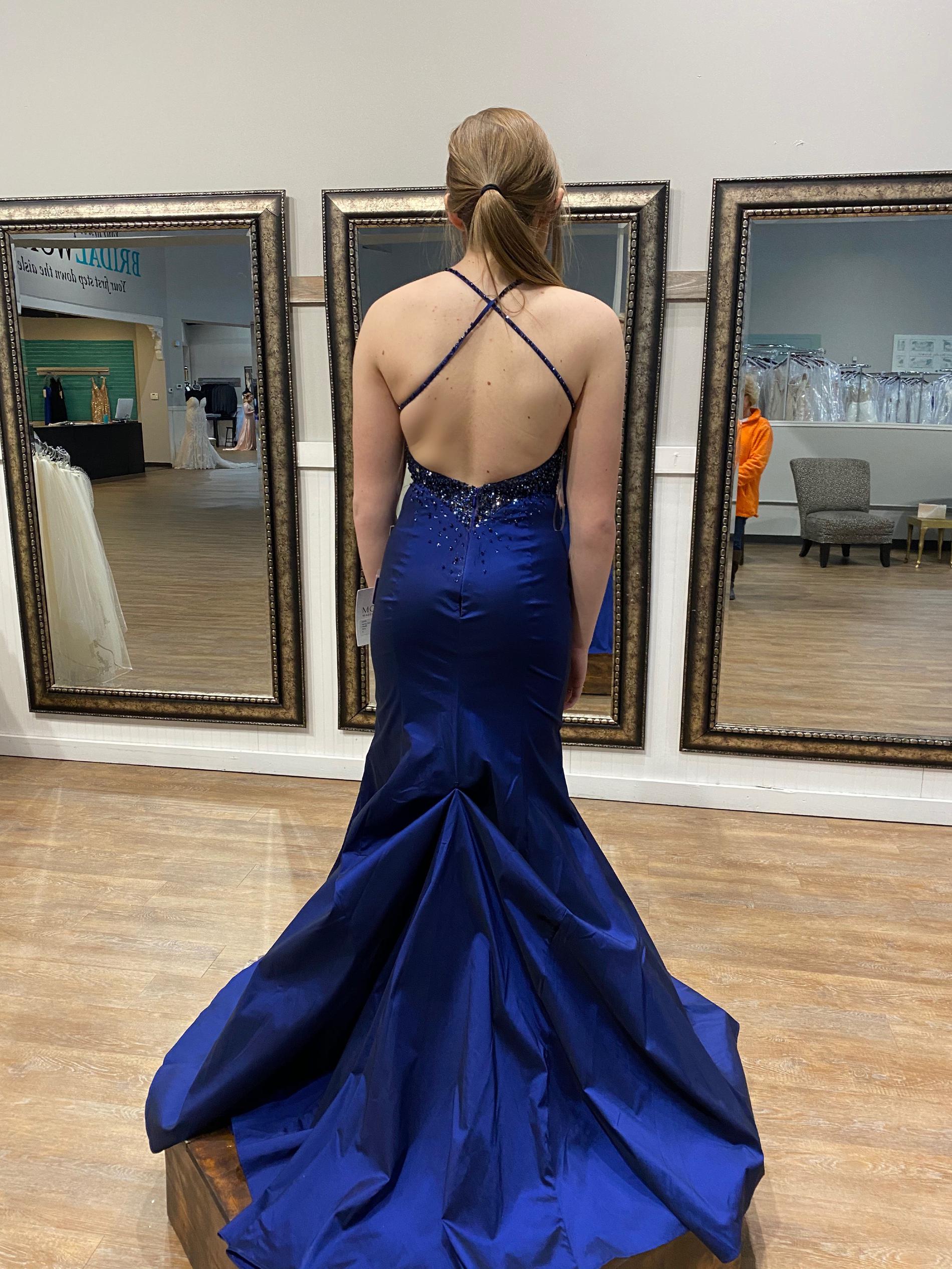 MoriLee Size 4 Prom Plunge Navy Blue Mermaid Dress on Queenly