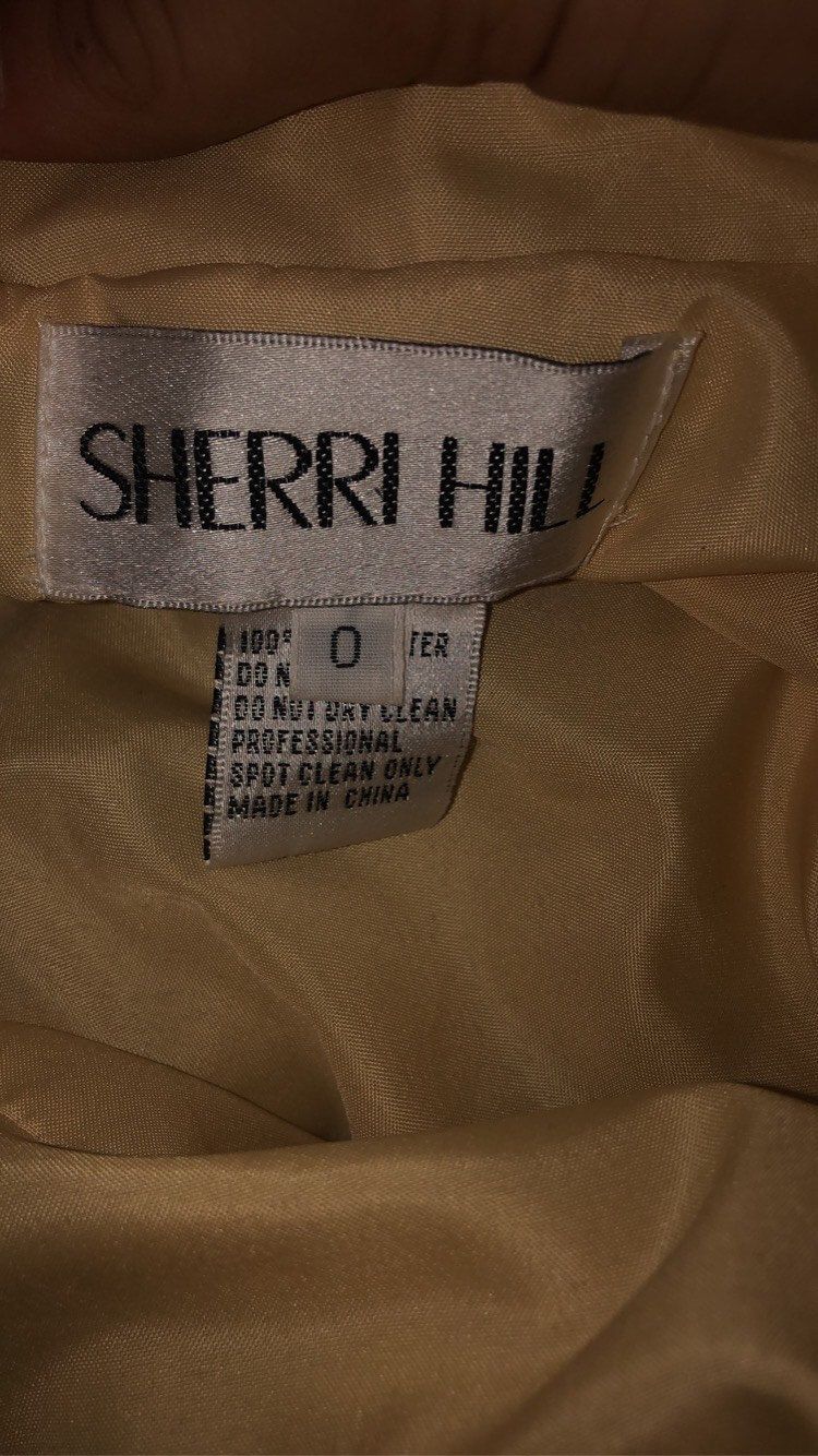 Sherri Hill Size 0 Prom Gold Ball Gown on Queenly
