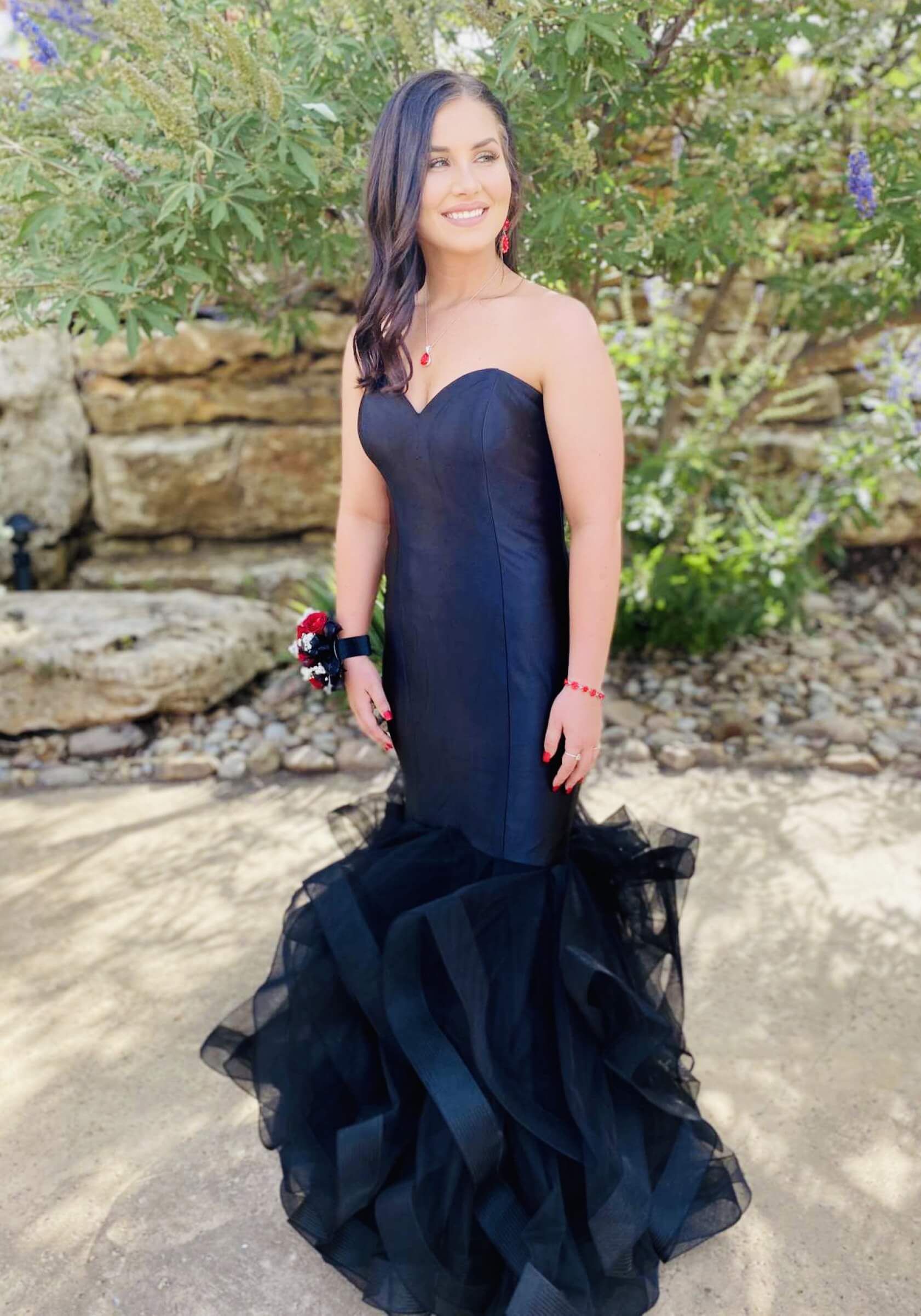 Size 2 Prom Strapless Black Mermaid Dress on Queenly
