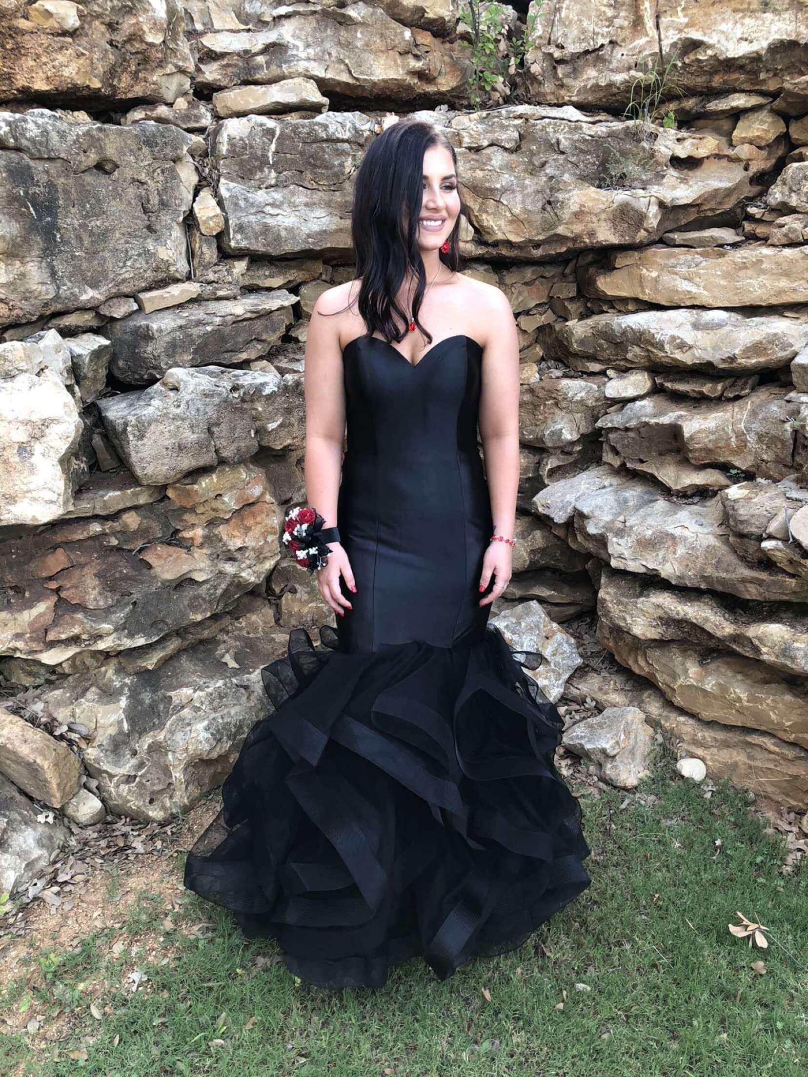 Size 2 Prom Strapless Black Mermaid Dress on Queenly