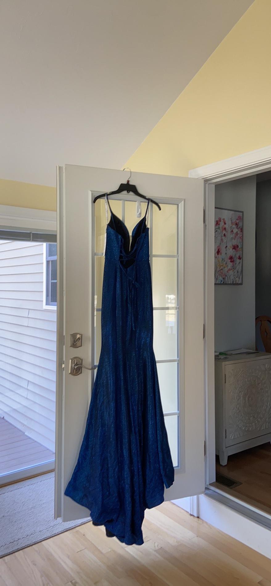 Ellie Wilde Size 0 Prom Plunge Royal Blue Mermaid Dress on Queenly