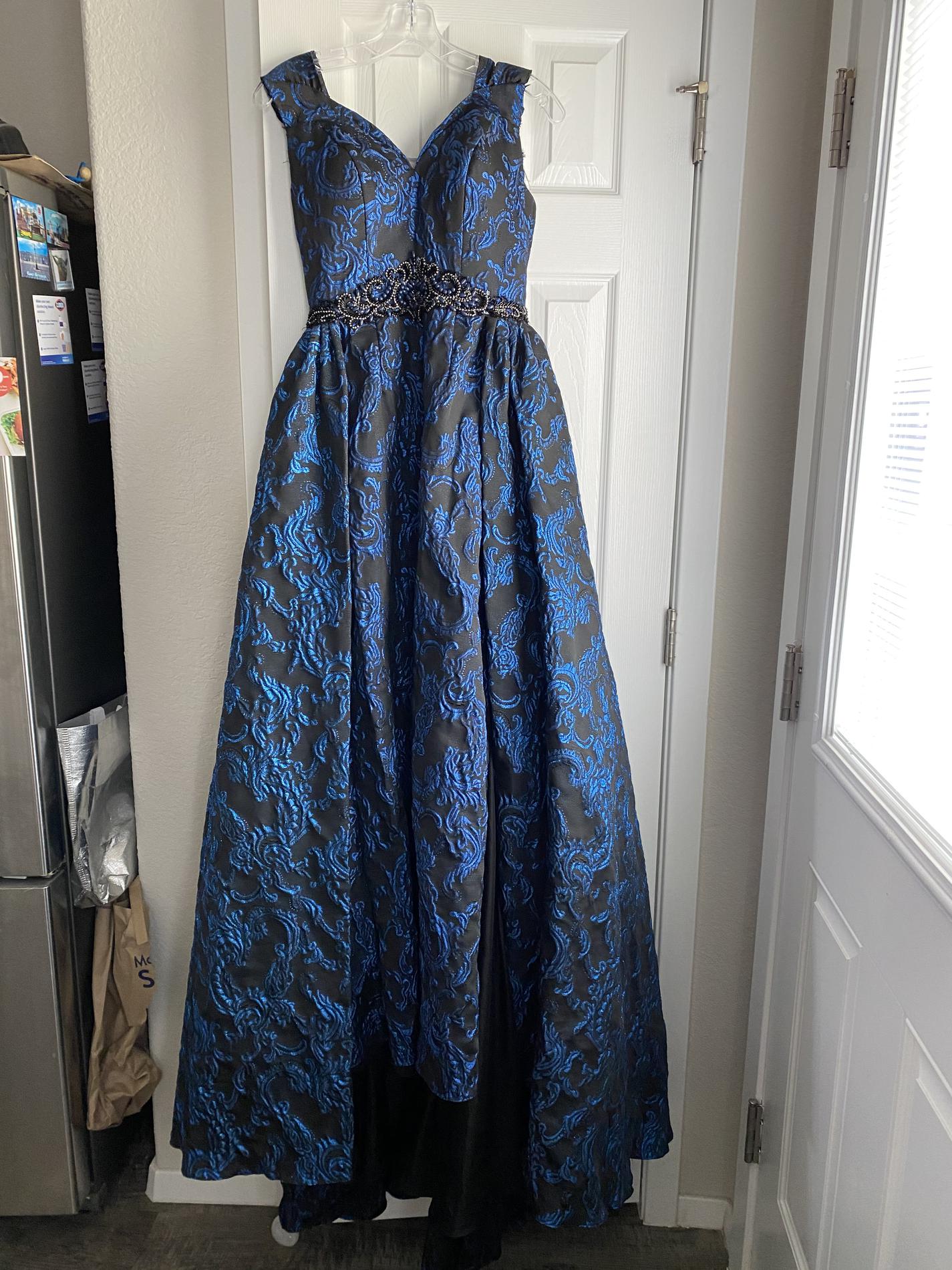 Mac Duggal Size 4 Prom Navy Blue A-line Dress on Queenly