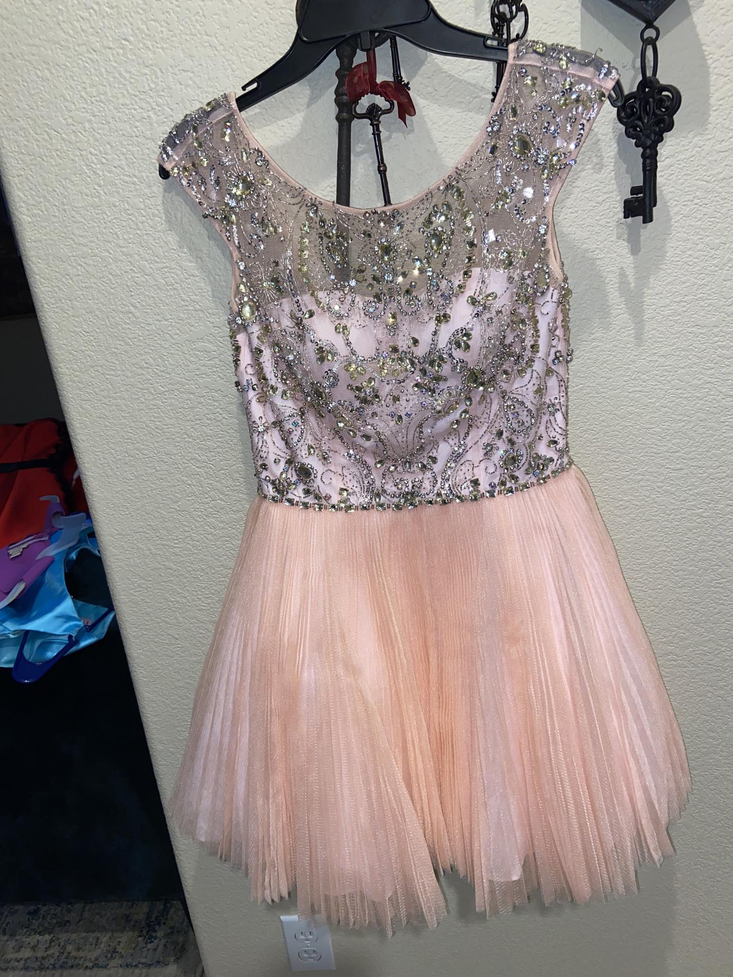 Sherri Hill Size 6 Homecoming Cap Sleeve Sequined Light Pink Cocktail Dress on Queenly
