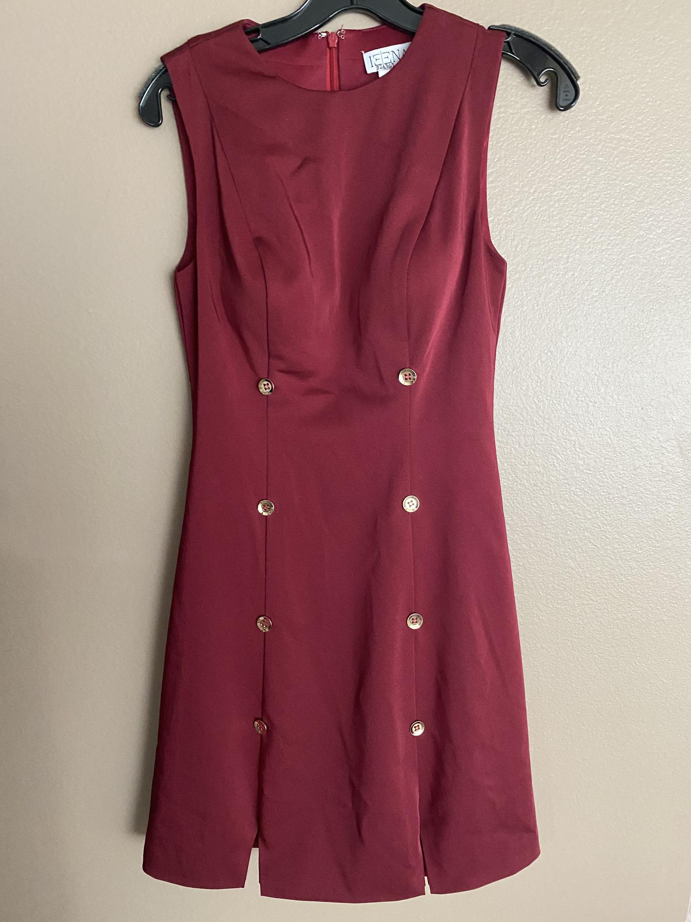 Mac Duggal Size 4 Wedding Guest High Neck Red Cocktail Dress on Queenly