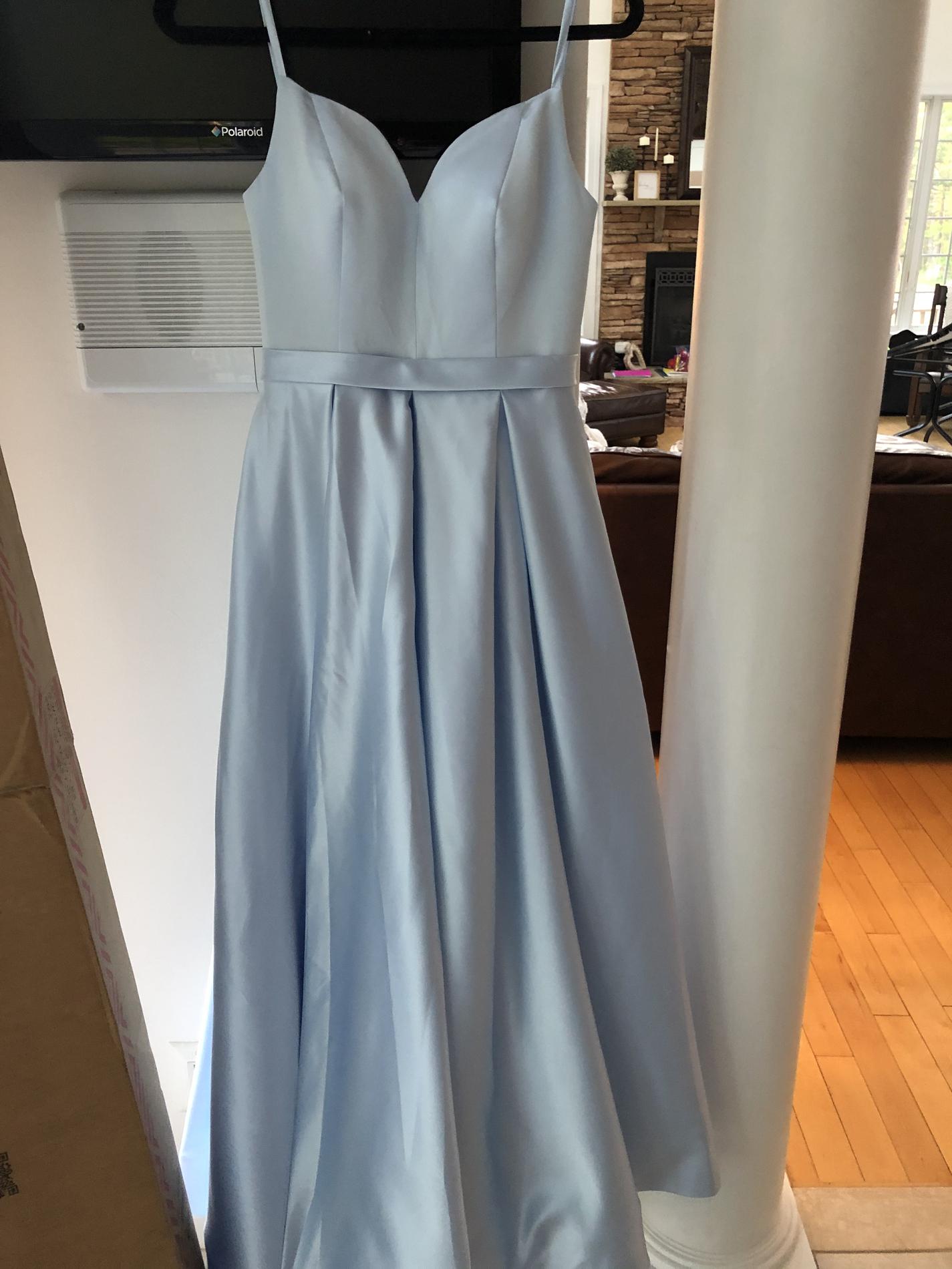 Size 2 Prom Light Blue A-line Dress on Queenly