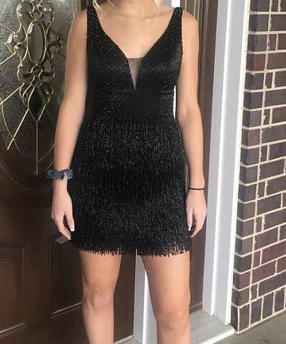 Sherri Hill Size 4 Homecoming Black Cocktail Dress on Queenly