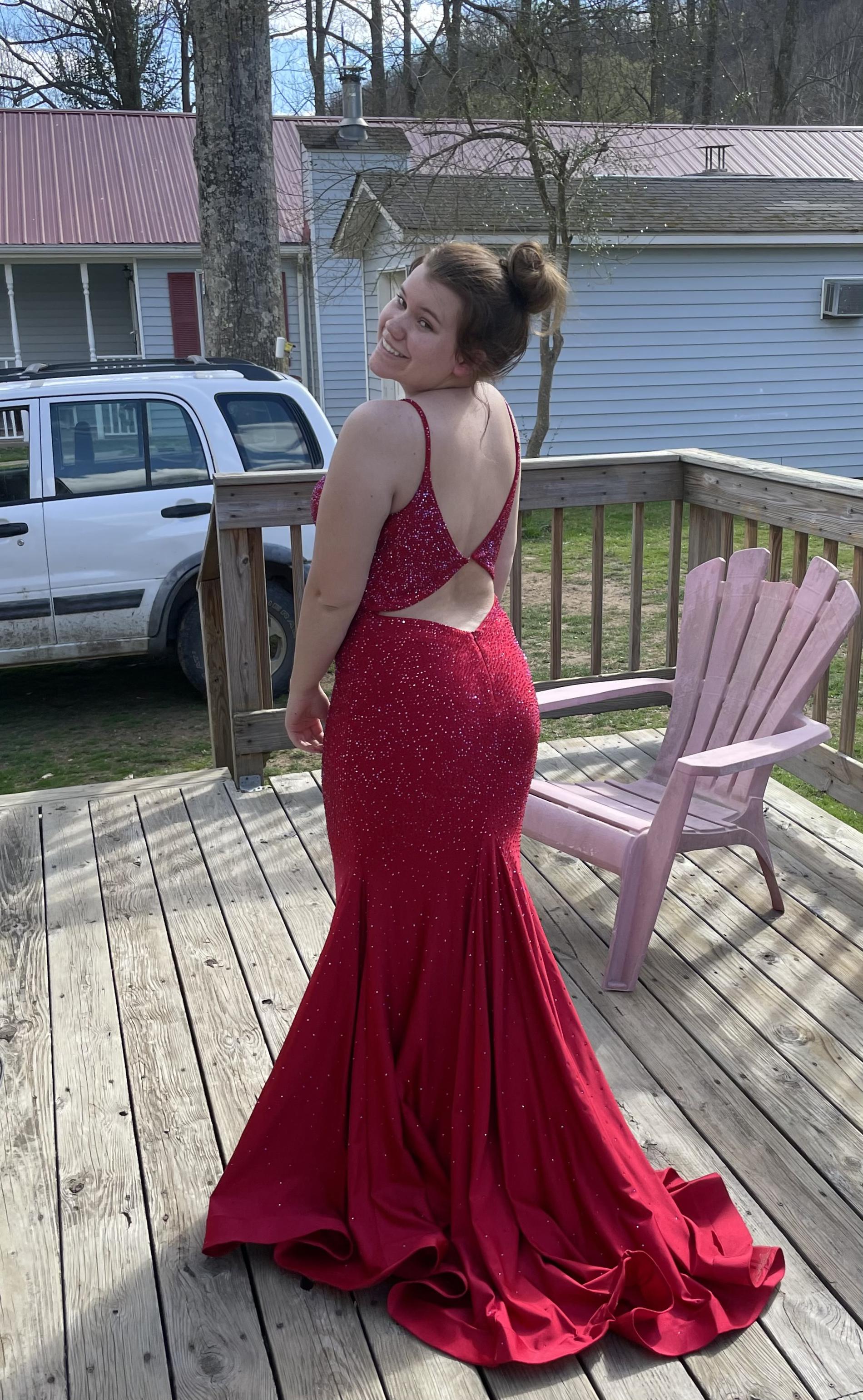Ellie Wilde Size 10 Prom Plunge Red A-line Dress on Queenly
