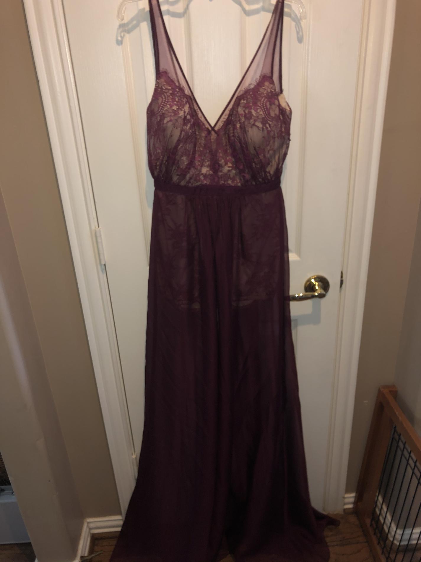 Size 2 Sheer Red Formal Jumpsuit on Queenly