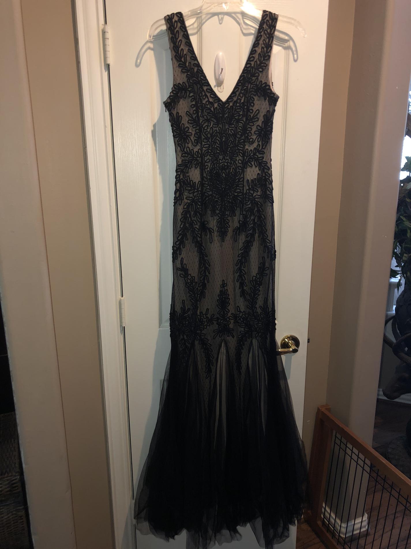 Size 4 Lace Black Mermaid Dress on Queenly