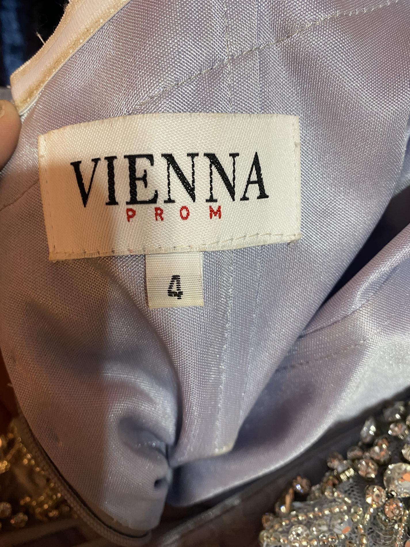 Vienna Purple Size 4 Lilac Midi Cocktail Dress on Queenly