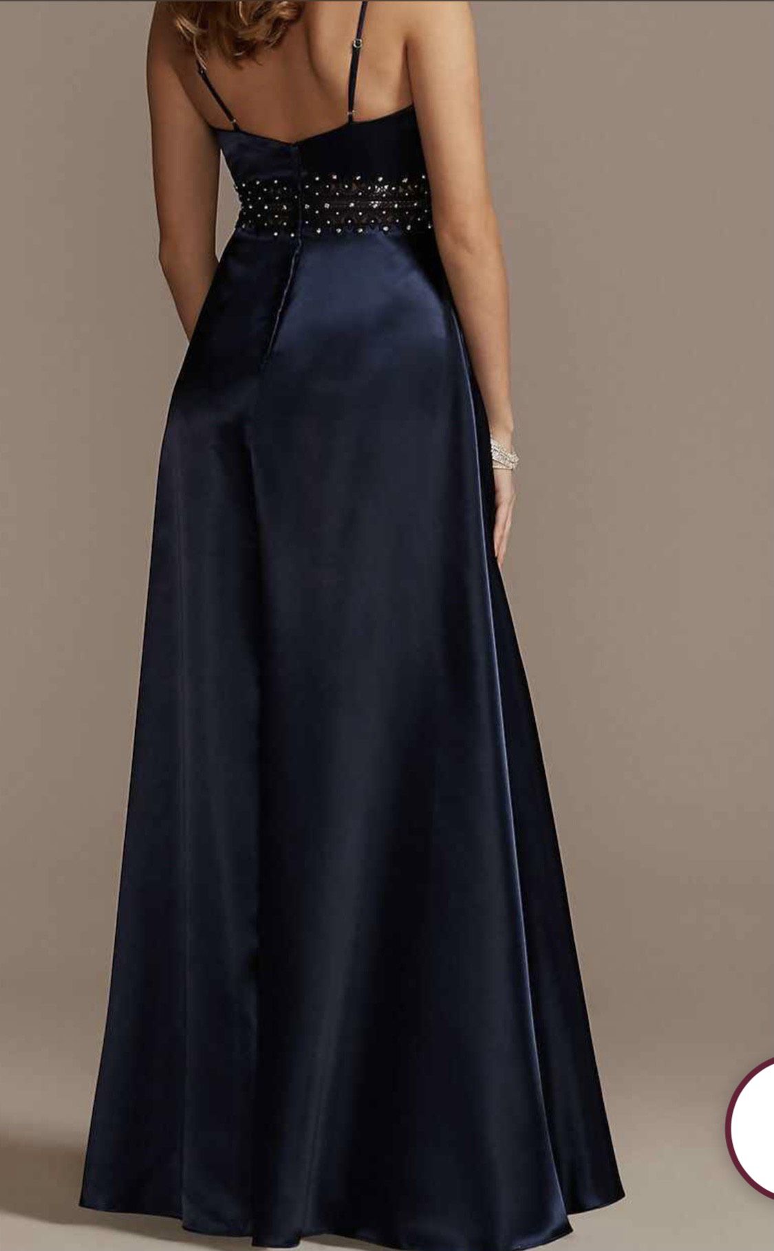 Plus Size 16 Navy Blue Floor Length Maxi on Queenly
