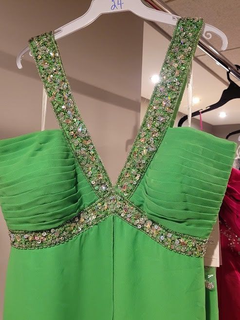 Style 6366W Madison James Plus Size 24 Prom Green Floor Length Maxi on Queenly