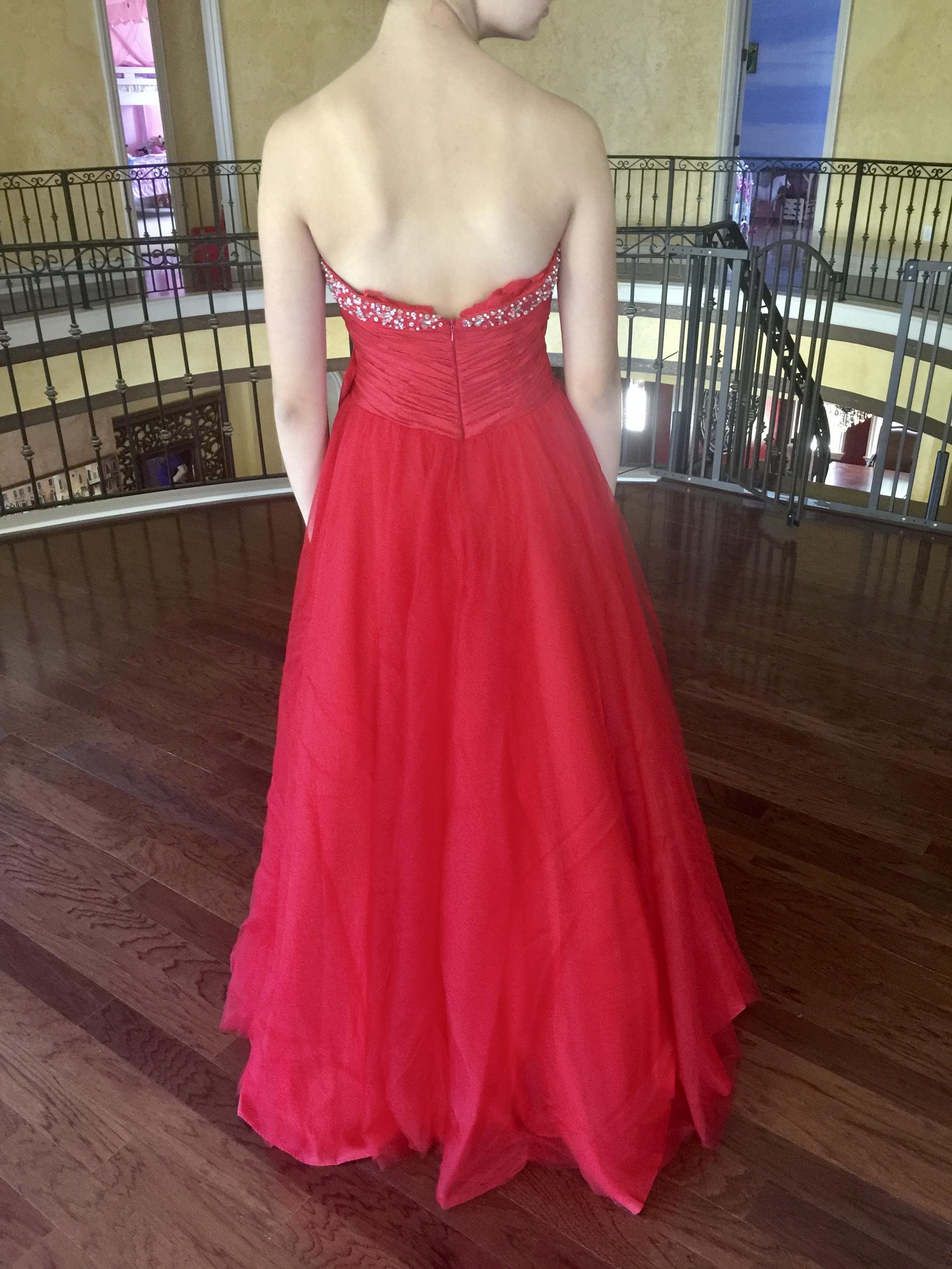 Mac Duggal Size 2 Strapless Red Ball Gown on Queenly