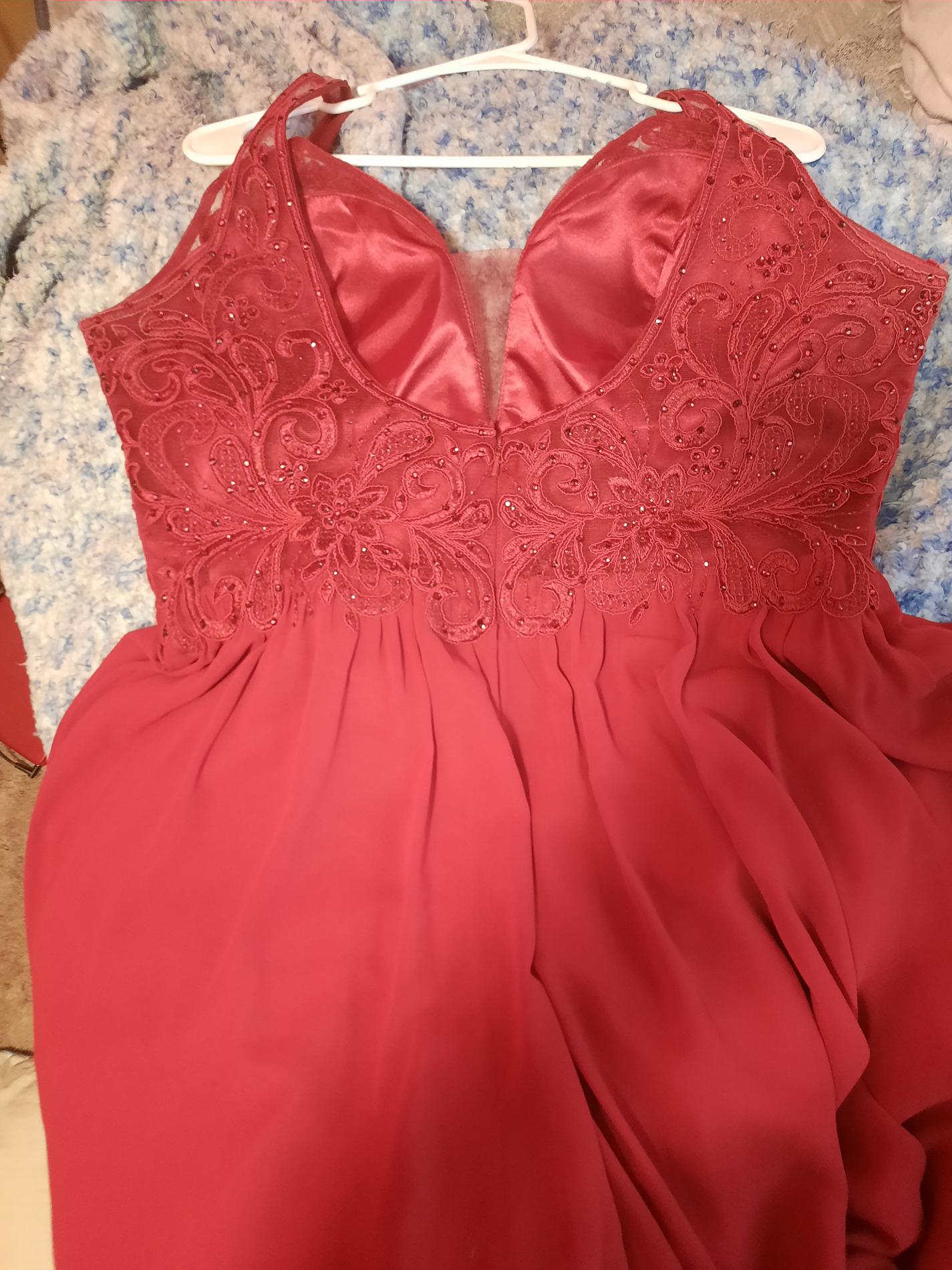 Nox Size 14 Red Side Slit Dress on Queenly