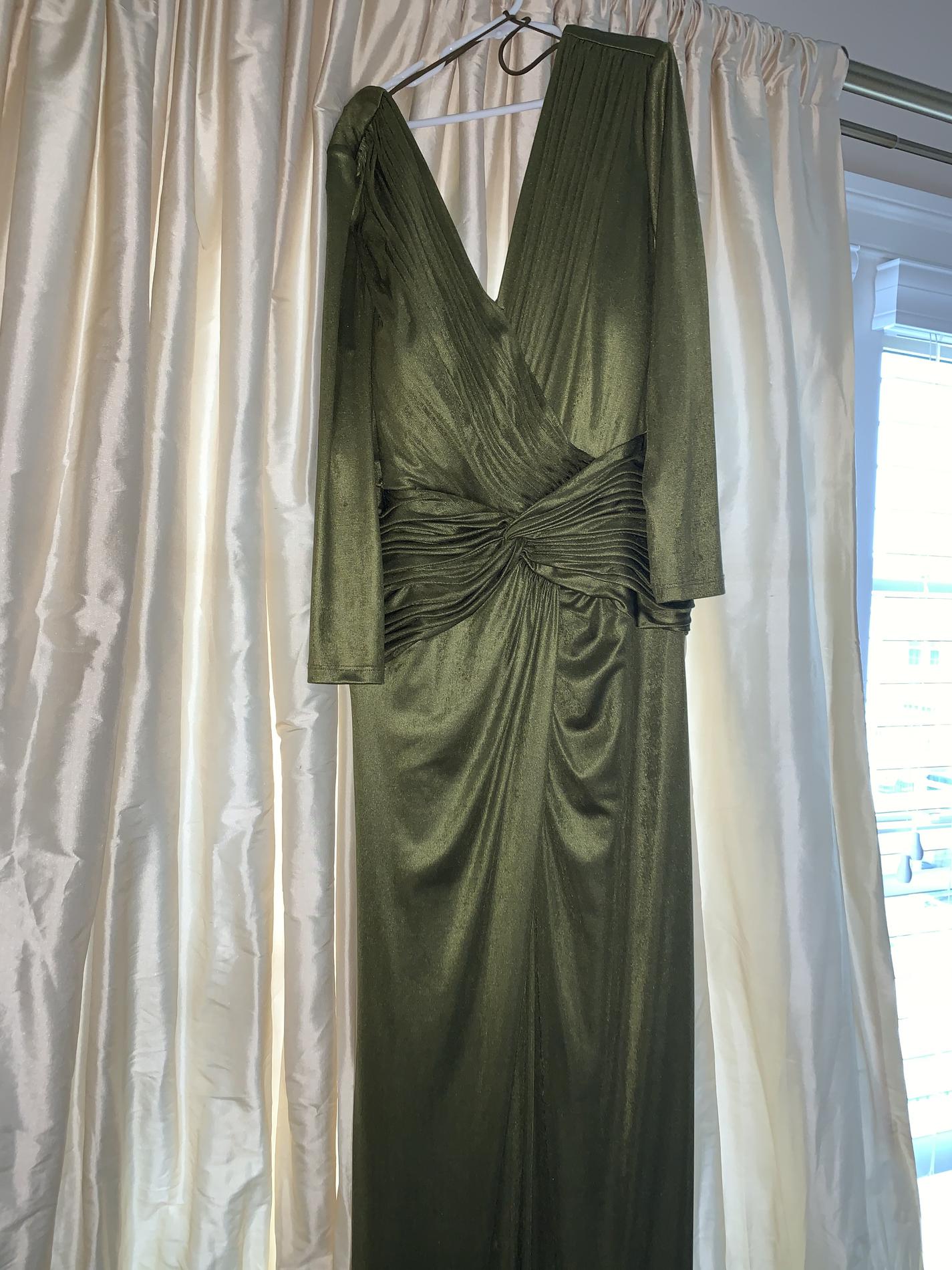 Jovani Size 10 Bridesmaid Long Sleeve Green Floor Length Maxi on Queenly