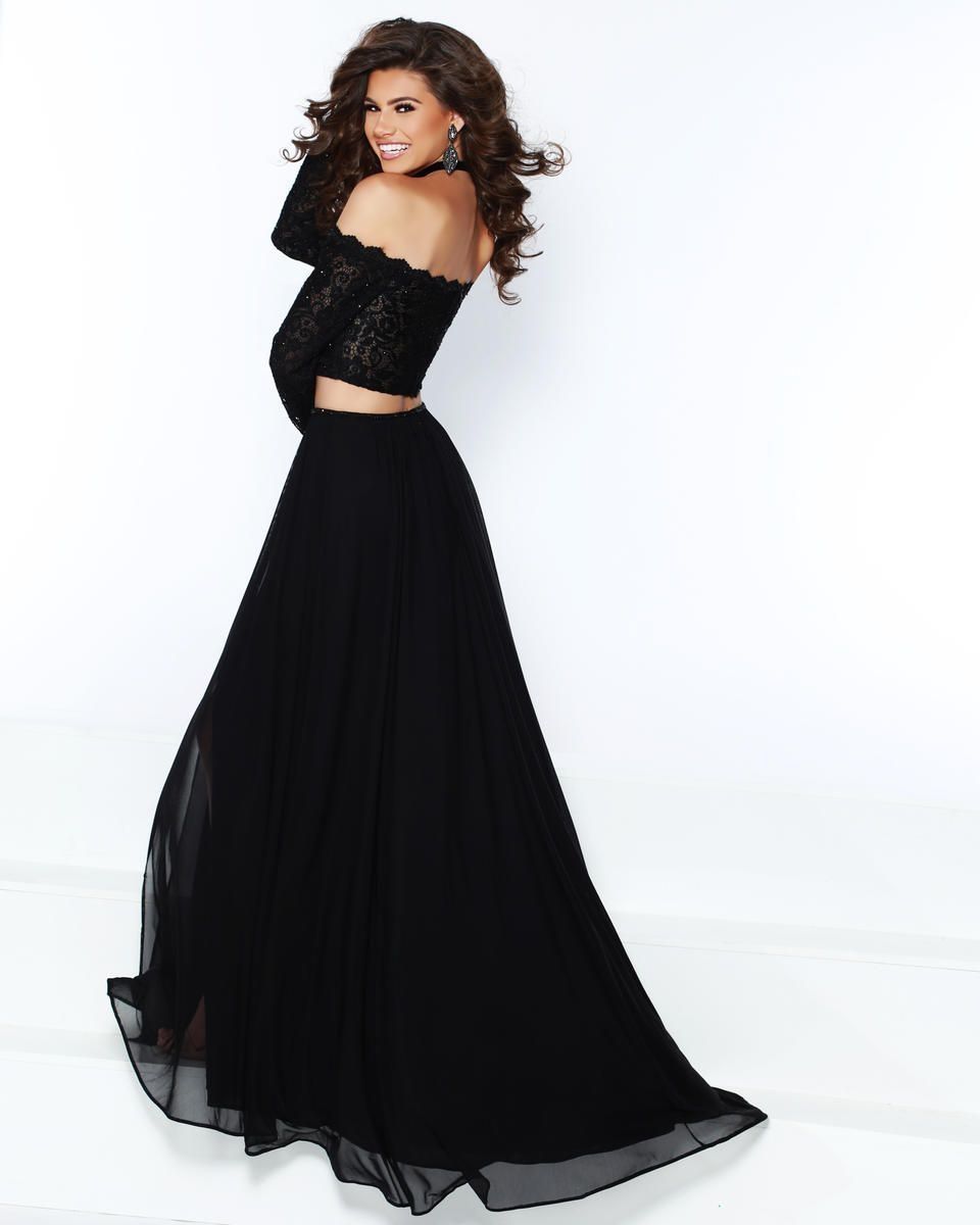 Style 91050 2Cute Prom Size 4 Prom Long Sleeve Black Side Slit Dress on Queenly