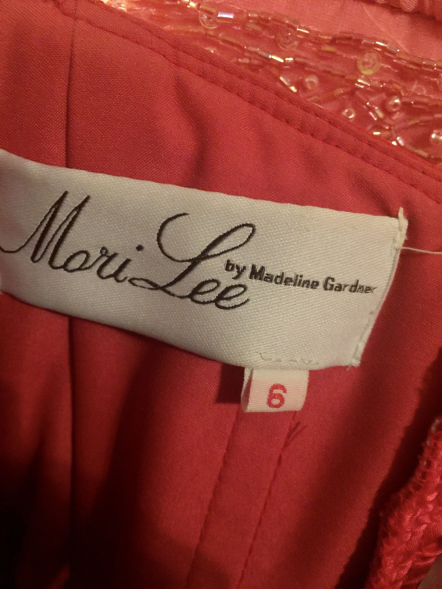 MoriLee Size 6 Red Cocktail Dress on Queenly