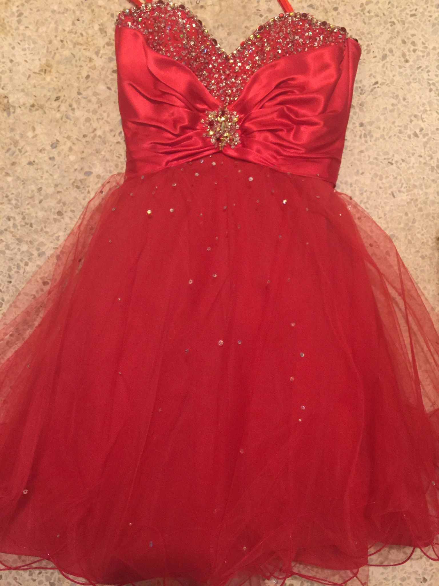 MoriLee Size 6 Red Cocktail Dress on Queenly